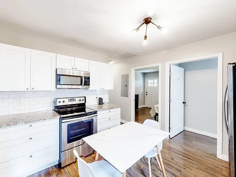 2052 Baker Rd NW — Photo 9