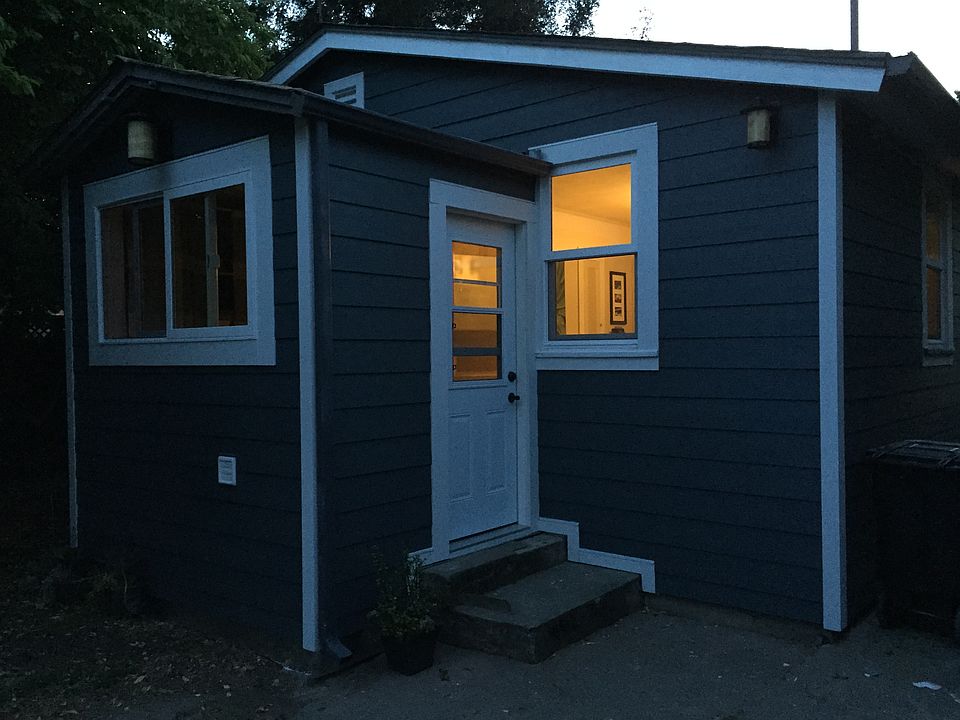 2nd image of 770 17th Ave