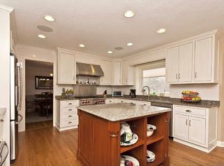 4275 Stonebridge Cir, Mound, MN 55364