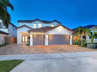 1133 NW 136th Ave, Miami, FL 33182