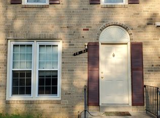 10482 Malone Ct, Fairfax, VA 22032