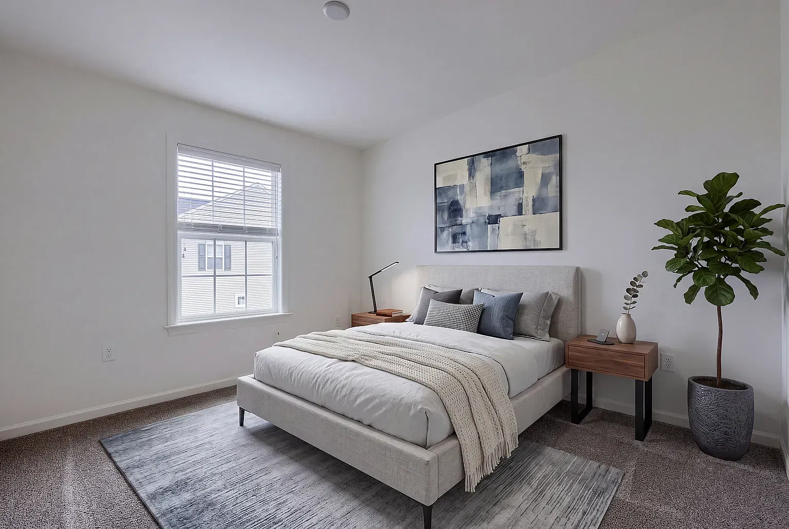 3 bed, 2.5 bath, 2034 sqft, $2,650 — Photo 4