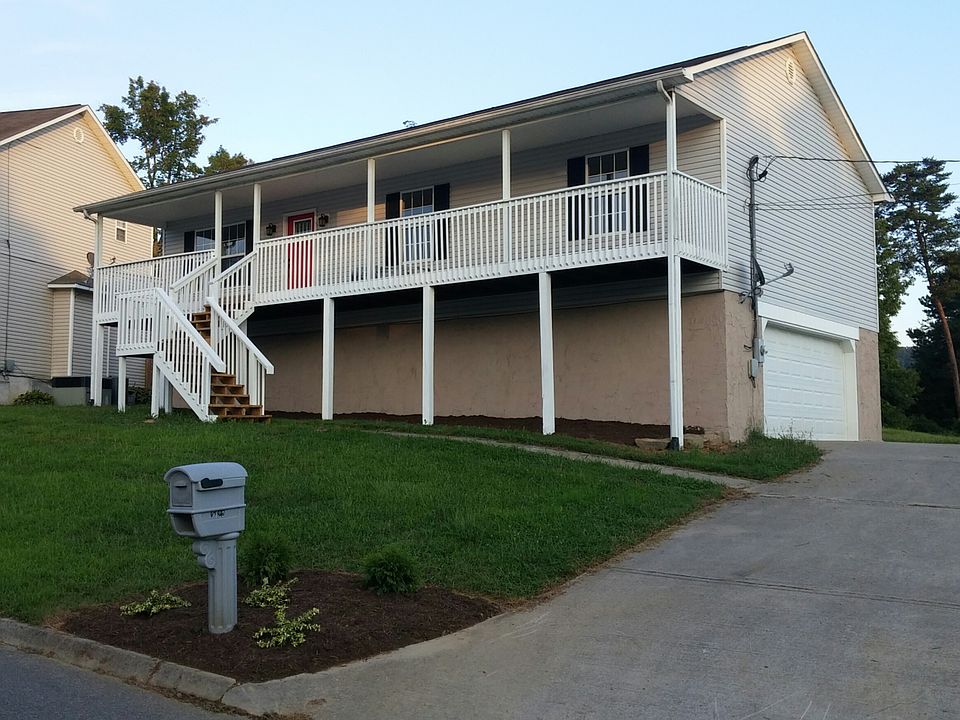 1st image of 7122 Lyle Bend Ln