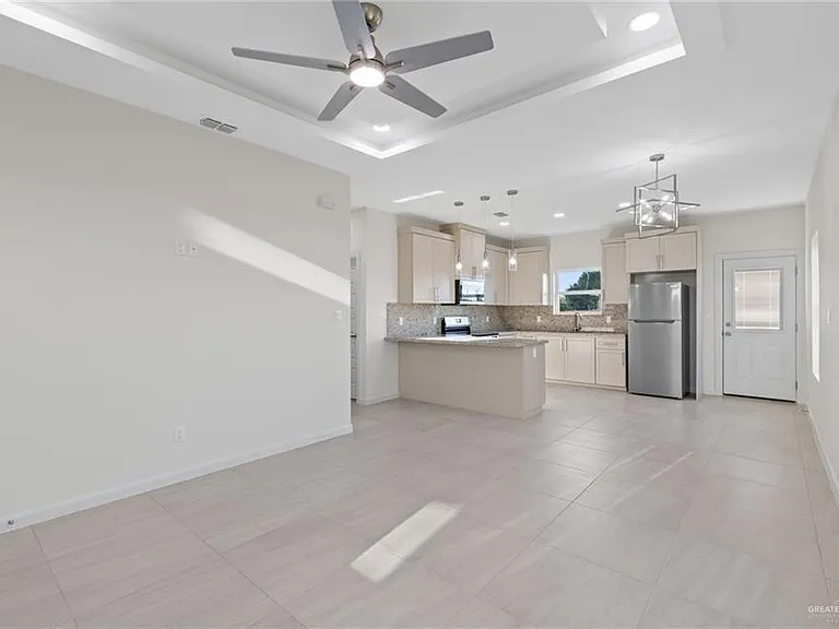 2713 W Brookside Bend St #2 — Photo 5