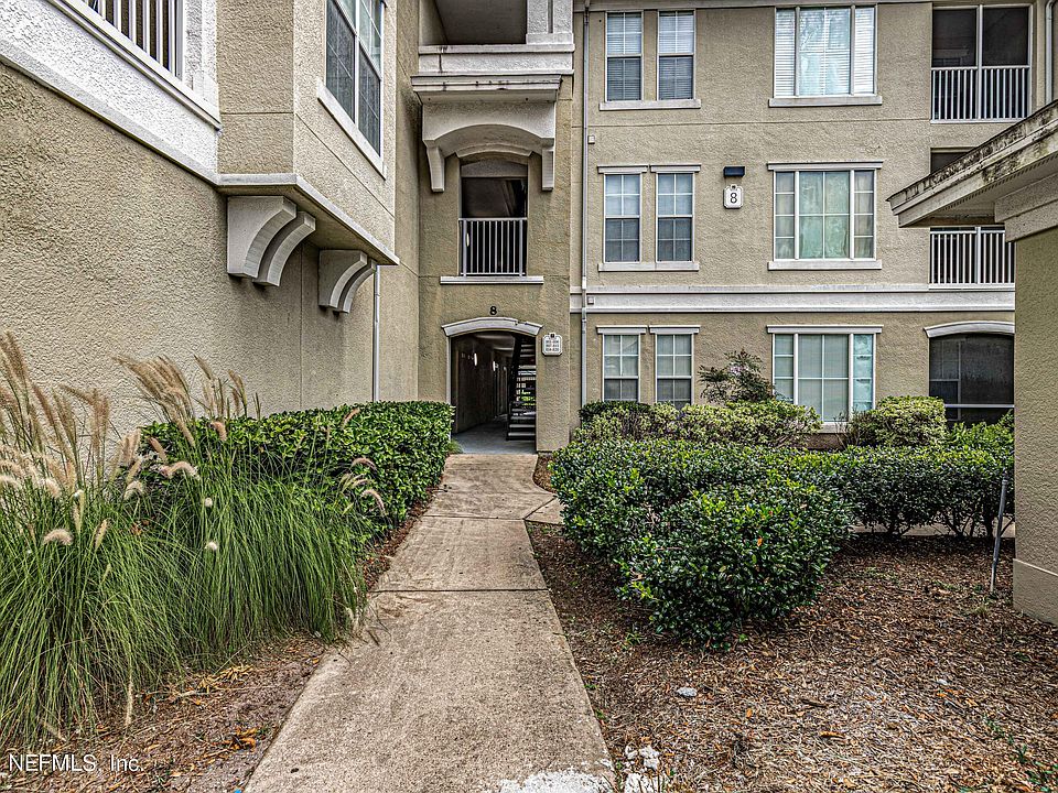1st image of 8290 GATE Parkway #805