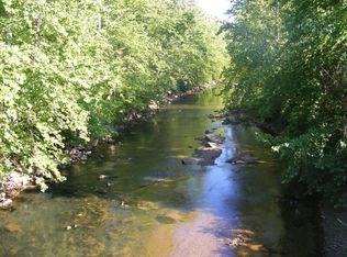 284 River Trails Rd, Shipman, VA 22971