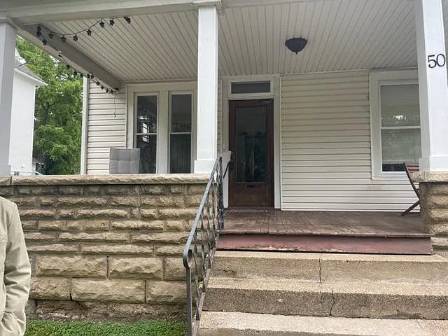 50 Morris Ave — Photo 3