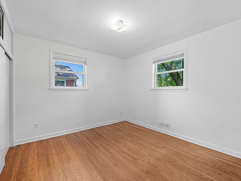 3306 Weller Rd — Photo 12
