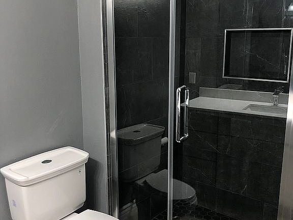 5th image of 1760 Silver Creek Cir
