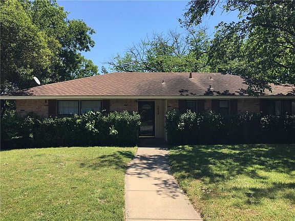 2nd image of 1815 Shady Glen Ln