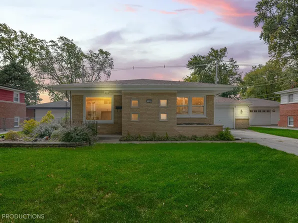 120 Judith Ln, Chicago Heights, IL 60411
