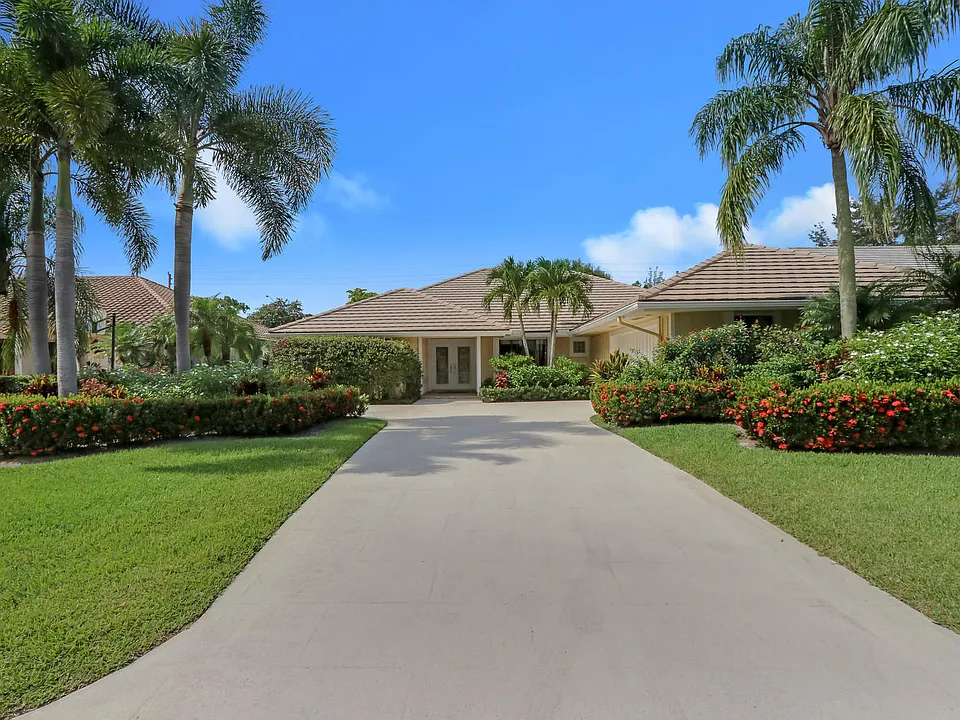 156 Thornton Dr
