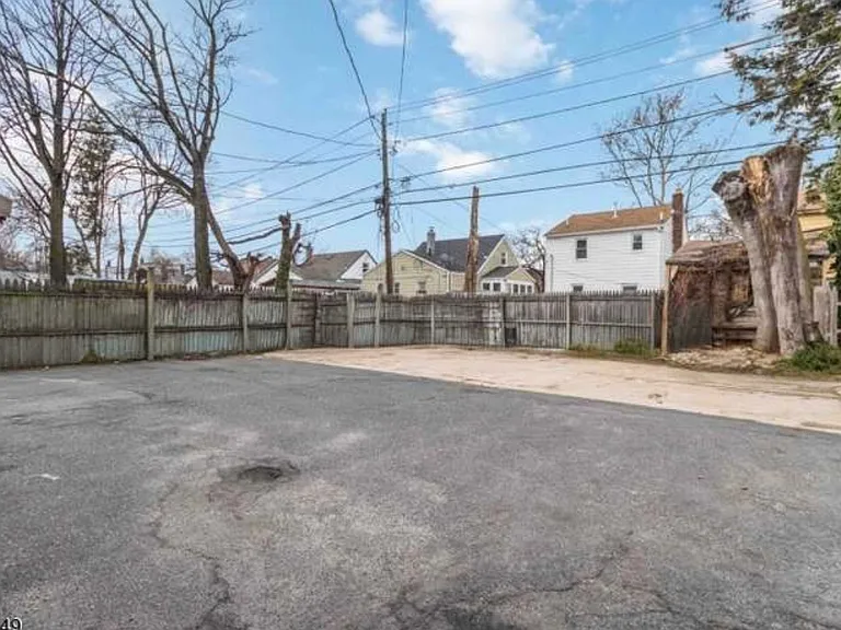 459 Norwood St #2 — Photo 2
