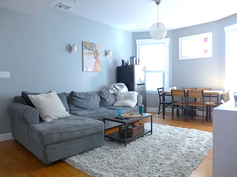 1615 Tremont St — Photo 12
