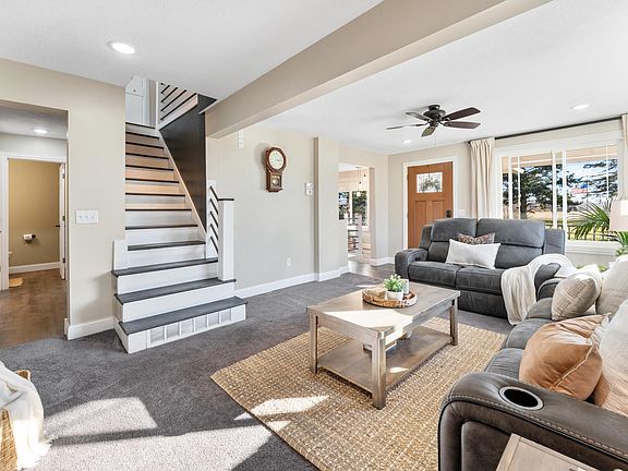 3rd image of 28297 Saint Croix Rd