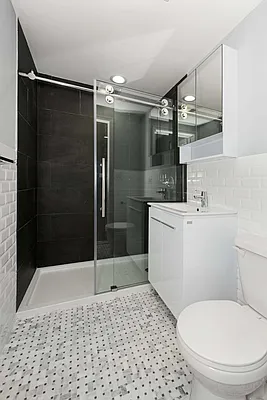 Rented by Nooklyn NYC LLC | media 12