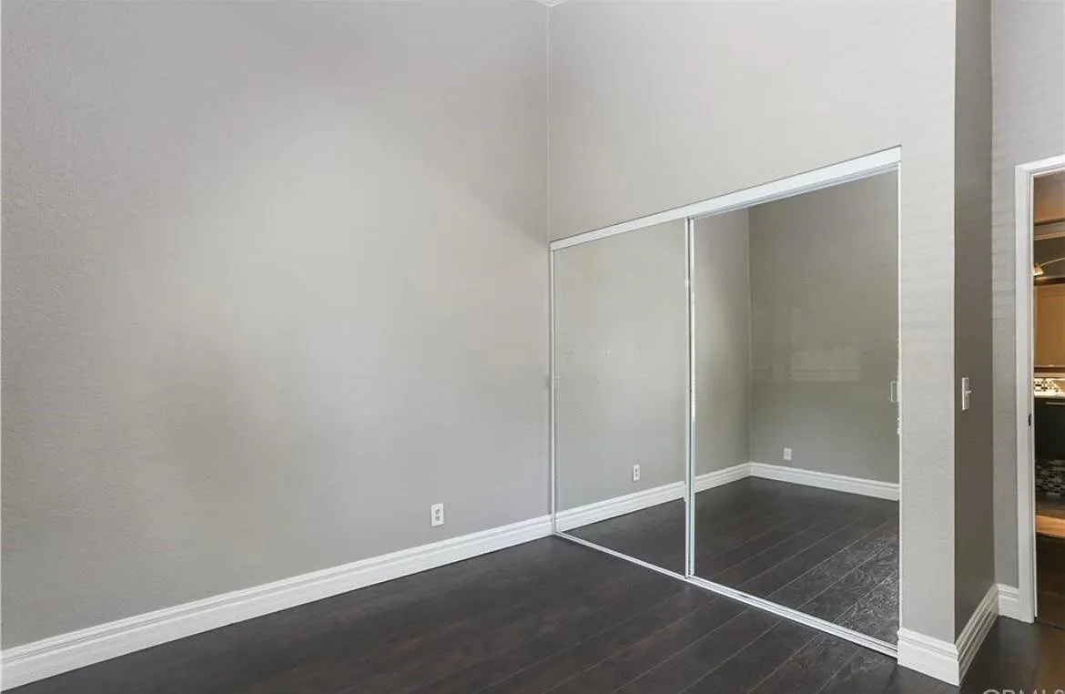 1 bed, 280 sqft, $1,999 — Photo 1