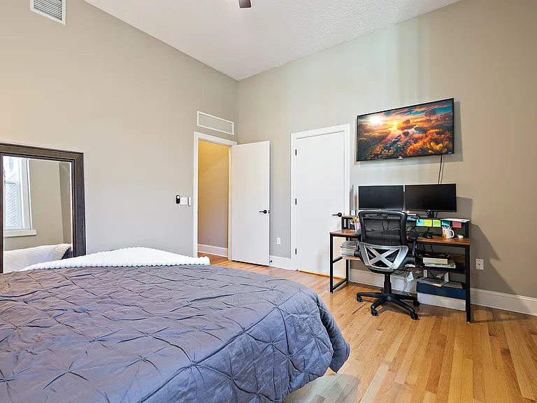 2525 College St #1105 — Photo 14