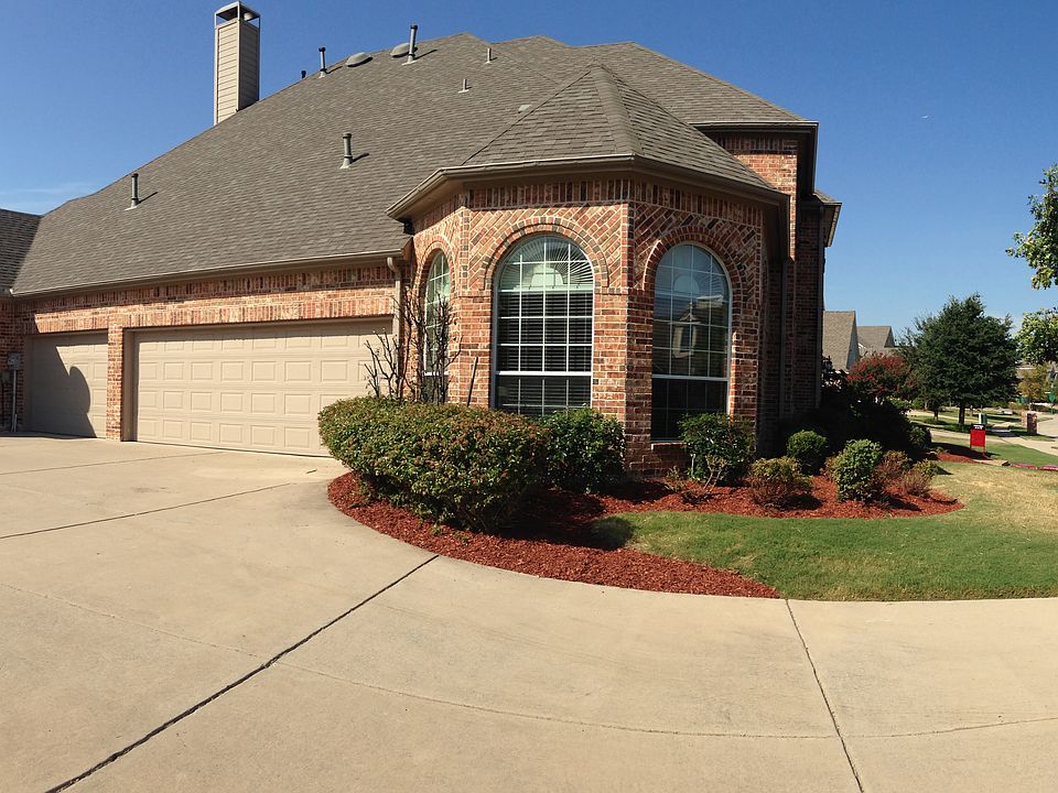 1st image of 691 Willowview Dr