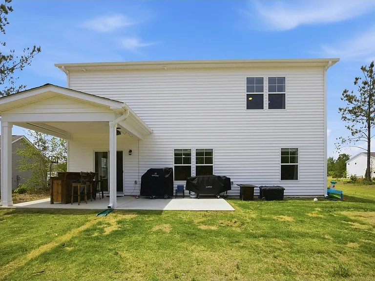 315 Enfield Dr — Photo 32