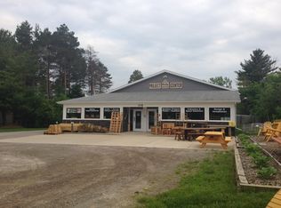 278 E Saginaw Rd, Sanford, MI 48657