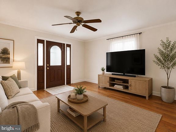 4th image of 821 Bedford Ave