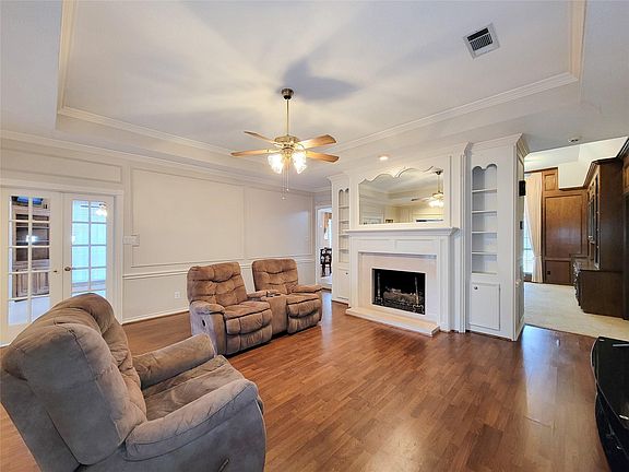 5th image of 5810 Glenmere Ln