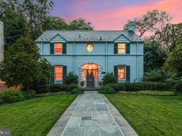 7106 Meadow Ln, Chevy Chase, MD 20815