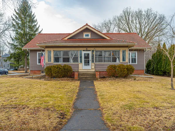 404 Peoria St, Lincoln, IL 62656