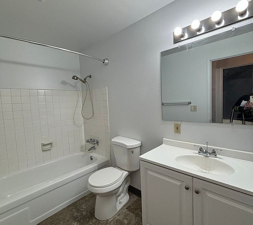 MIR2635 - 2635 Cascade Pl W University Place WA | Zillow