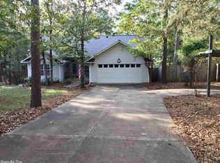 521 Narrows Dr, Greers Ferry, AR 72067