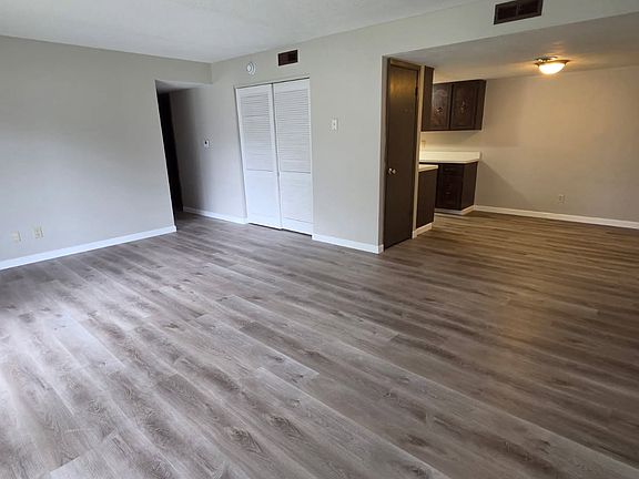 2nd image of 137 N 45th St APT 5
