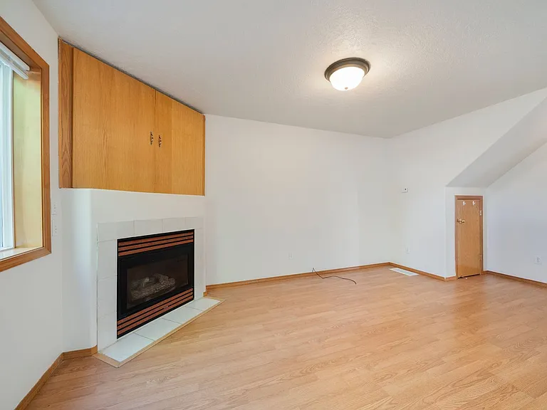 16971 SE Ankeny St — Photo 8