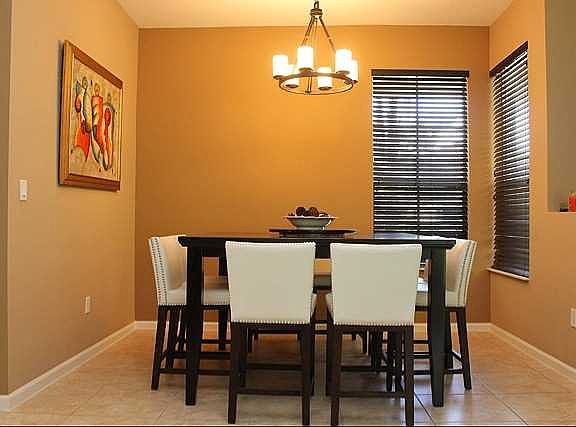4th image of 2831 SW Butterfly Ln