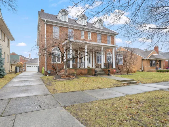 12726 S Morrow Cir, Dearborn, MI 48126