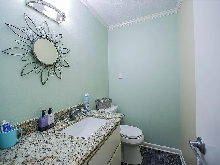 9511 Sharpcrest St — Photo 24