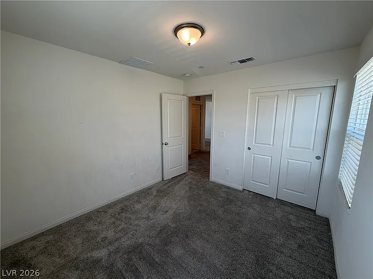 2562 Ofanto St — Photo 15