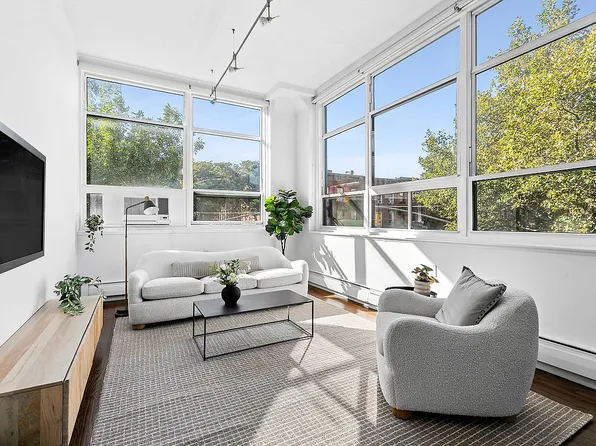 505 Court St APT 3D, Brooklyn, NY 11231