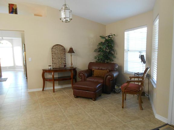 2nd image of 113 Glen Cove Pl