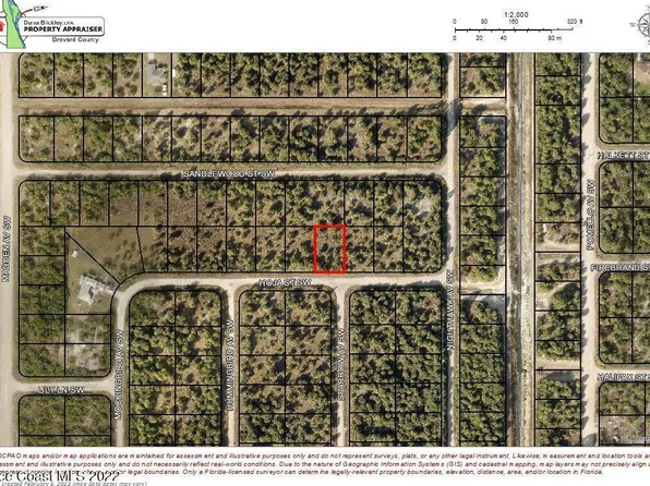 661 Hoja St SW, Palm Bay, FL 32908