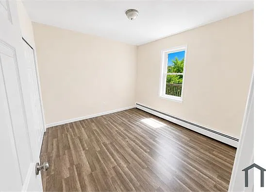 204 Magnolia St — Photo 6