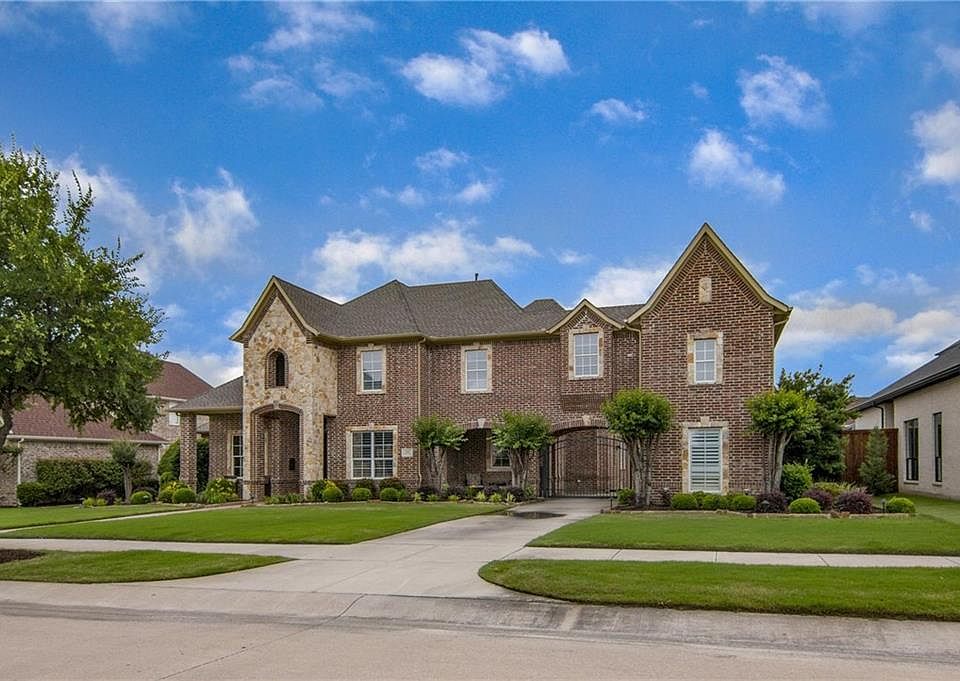 1st image of 2625 Dame Brisen Dr