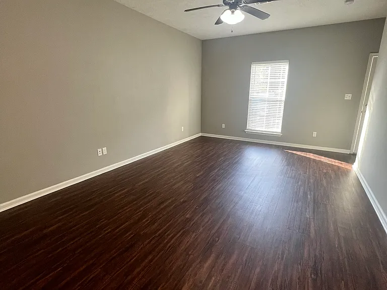 951 Tallow Rd — Photo 3