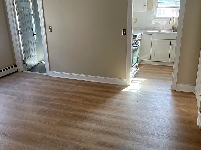 30 Pekin St #2 — Photo 9