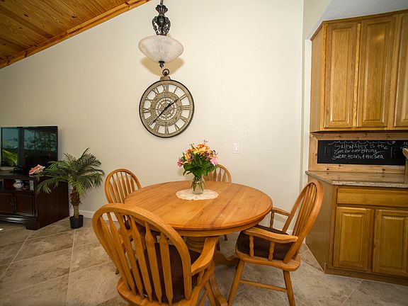 4th image of 1022 Mary Joye Ave #1022