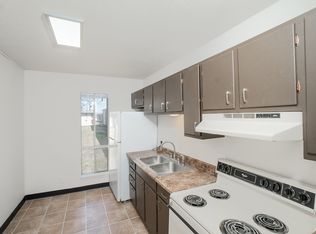 Hillcrest 90, Springfield, MO 65803