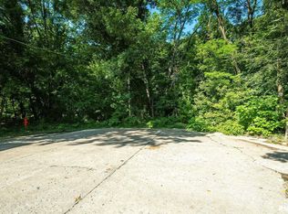 4200 13th Ave, Moline, IL 61265