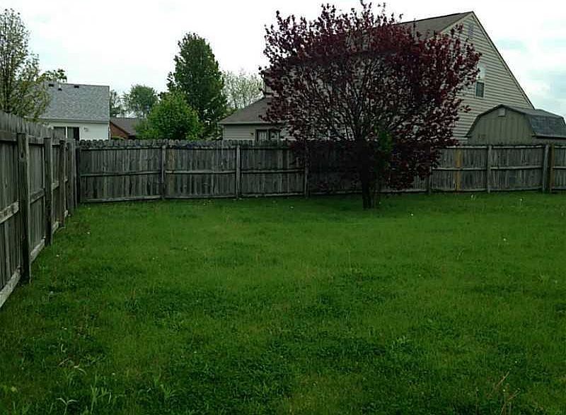 2nd image of 6634 Decatur Commons