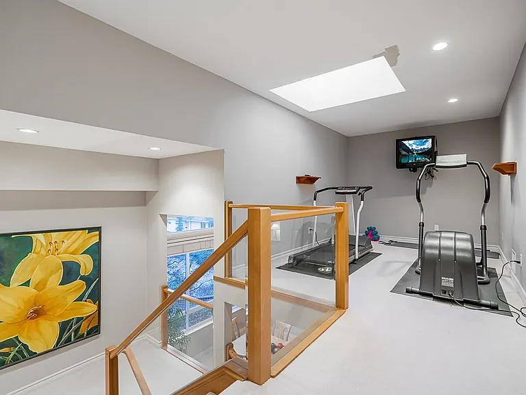 4751 Headland Dr — Photo 10