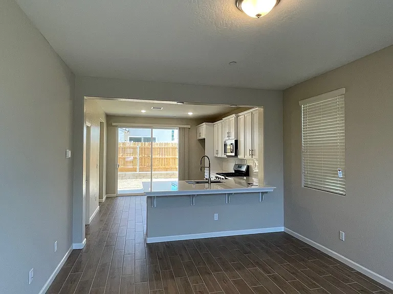 1109 Elevations Way W — Photo 22